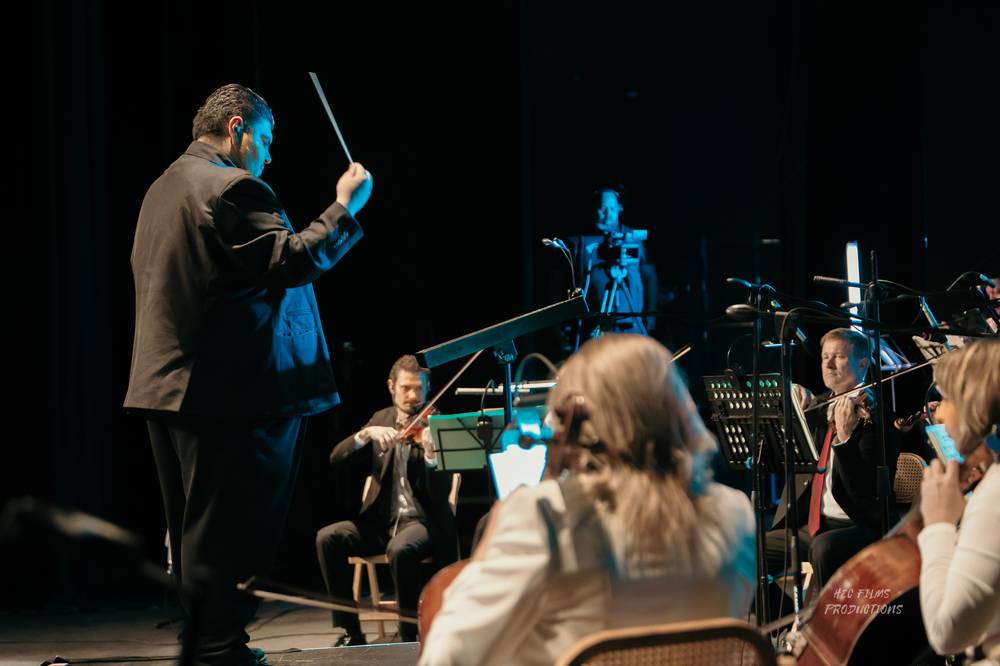 Coro Vuela Alto con orquesta